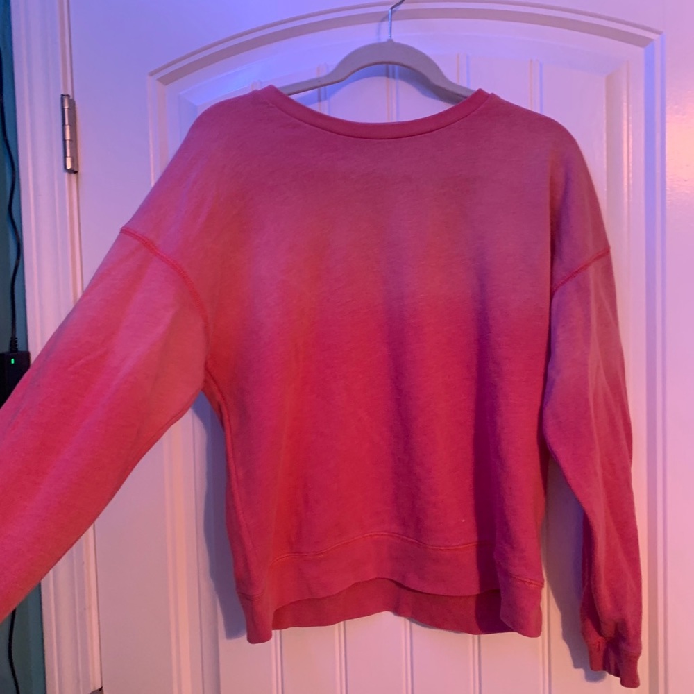 Ombré cropped crew neck AEO